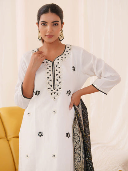 Roman Silk Embroidered Kurta With Trousers & Dupatta - Buy Best Ethnic Wear for Women & Girls | Daily Woman - 