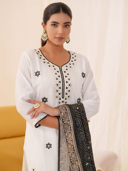 Roman Silk Embroidered Kurta With Trousers & Dupatta - Buy Best Ethnic Wear for Women & Girls | Daily Woman - 