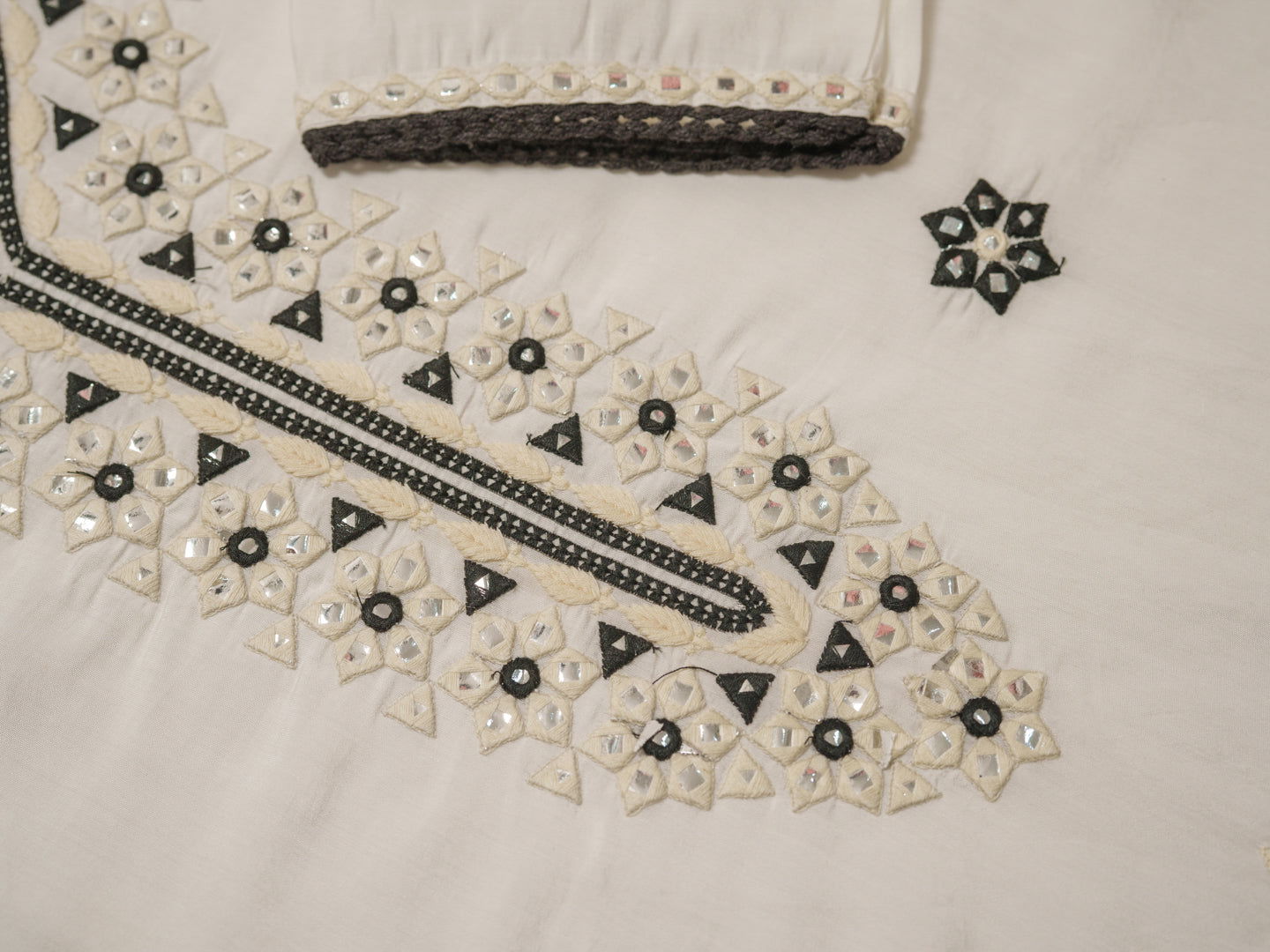 Roman Silk Embroidered Kurta With Trousers & Dupatta - Buy Best Ethnic Wear for Women & Girls | Daily Woman - 
