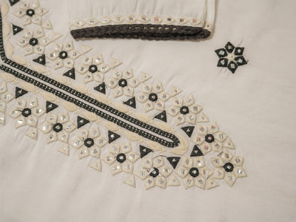 Roman Silk Embroidered Kurta With Trousers & Dupatta - Buy Best Ethnic Wear for Women & Girls | Daily Woman - 