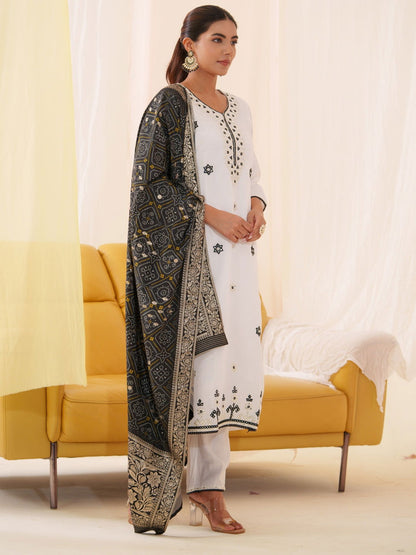 Roman Silk Embroidered Kurta With Trousers & Dupatta - Buy Best Ethnic Wear for Women & Girls | Daily Woman - 