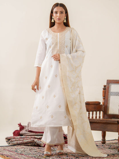 Roman Silk White Color Kurta set - Buy Best Ethnic Wear for Women & Girls | Daily Woman - 