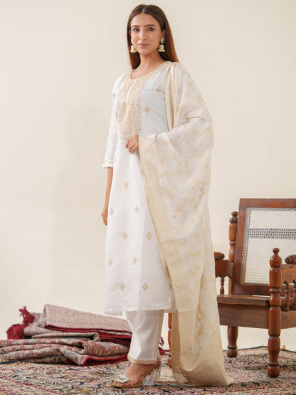 Roman Silk White Color Kurta set - Buy Best Ethnic Wear for Women & Girls | Daily Woman - 