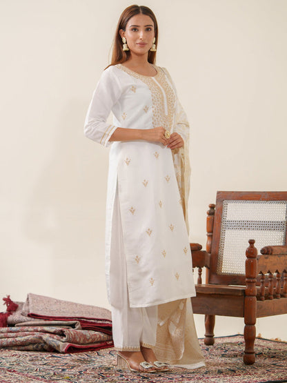 Roman Silk White Color Kurta set - Buy Best Ethnic Wear for Women & Girls | Daily Woman - 