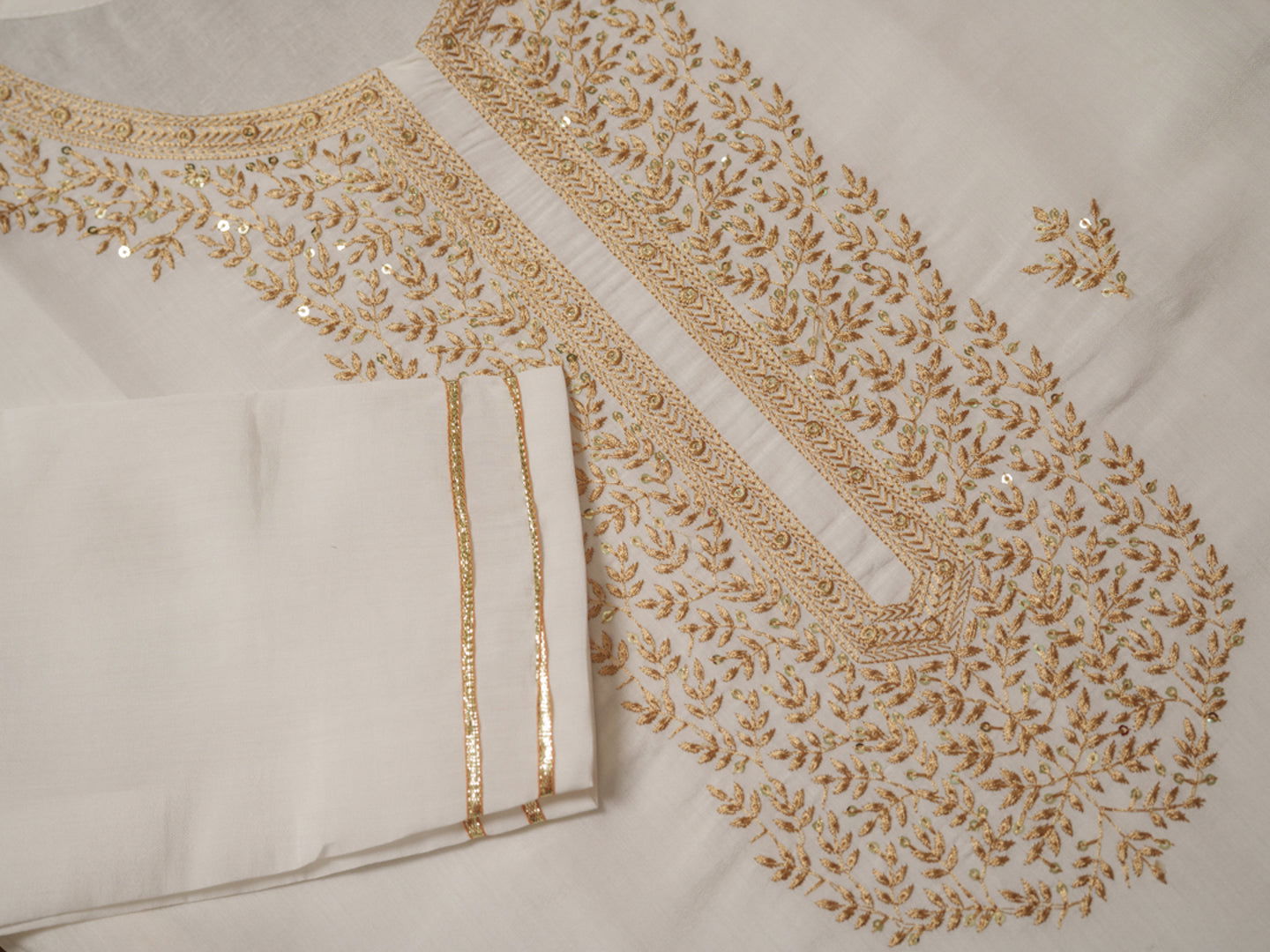 Roman Silk White Color Kurta set - Buy Best Ethnic Wear for Women & Girls | Daily Woman - 