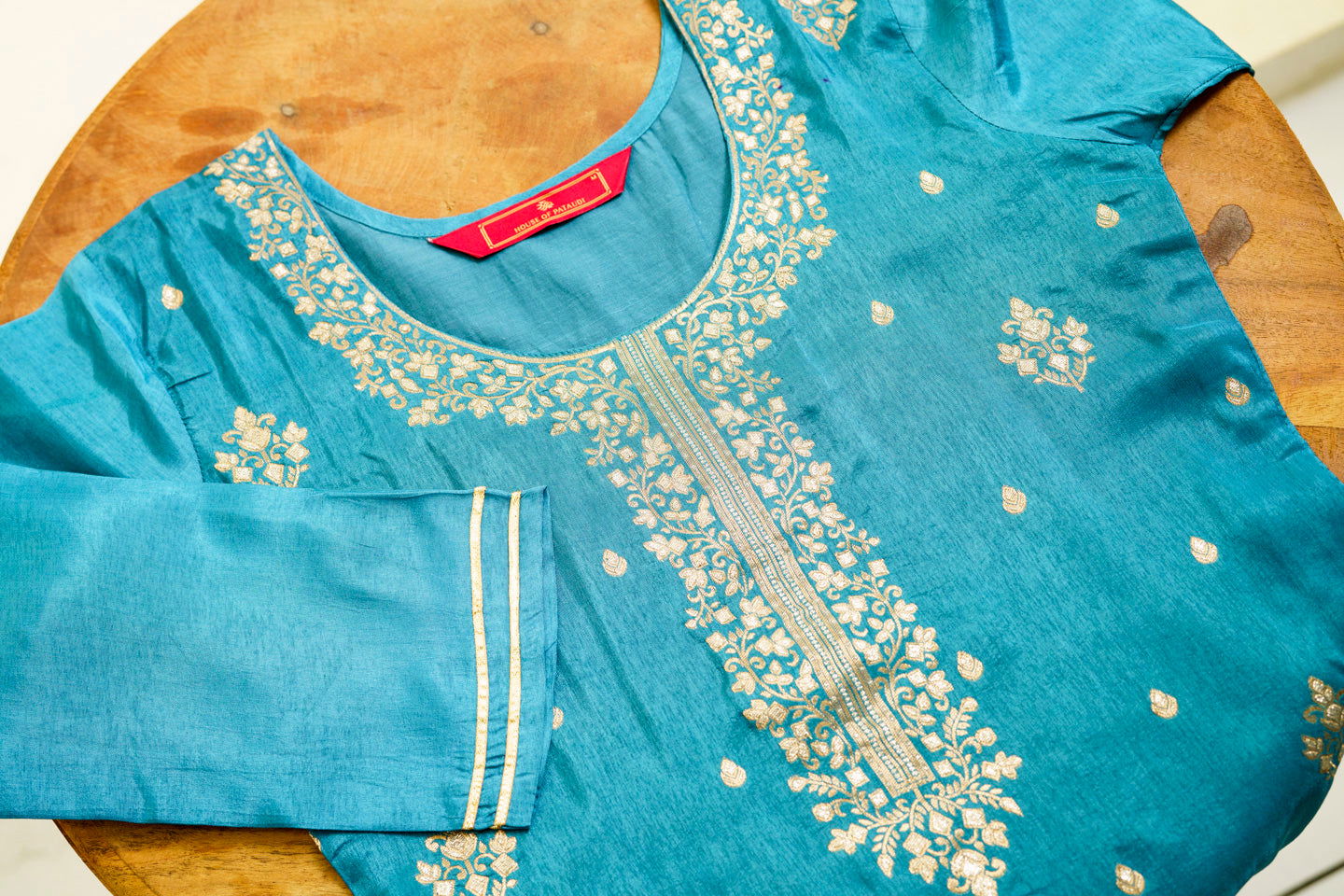 Teal Embroidered Calf Length Festive Kurti and Trousers With Dupatta - Buy Best Ethnic Wear for Women & Girls | Daily Woman - 