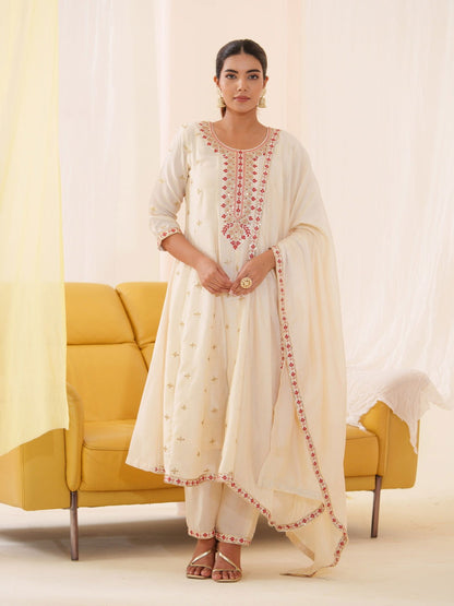Vichitra White Embroidered Kurta With Trousers & Dupatta - Buy Best Ethnic Wear for Women & Girls | Daily Woman - 