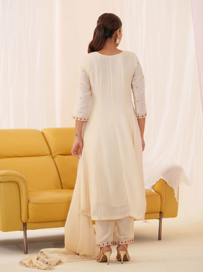 Vichitra White Embroidered Kurta With Trousers & Dupatta - Buy Best Ethnic Wear for Women & Girls | Daily Woman - 