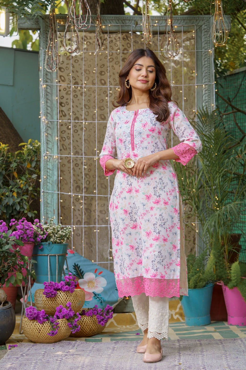 White Floral Printed Straight Kurta - Buy Best Ethnic Wear for Women & Girls | Daily Woman - 