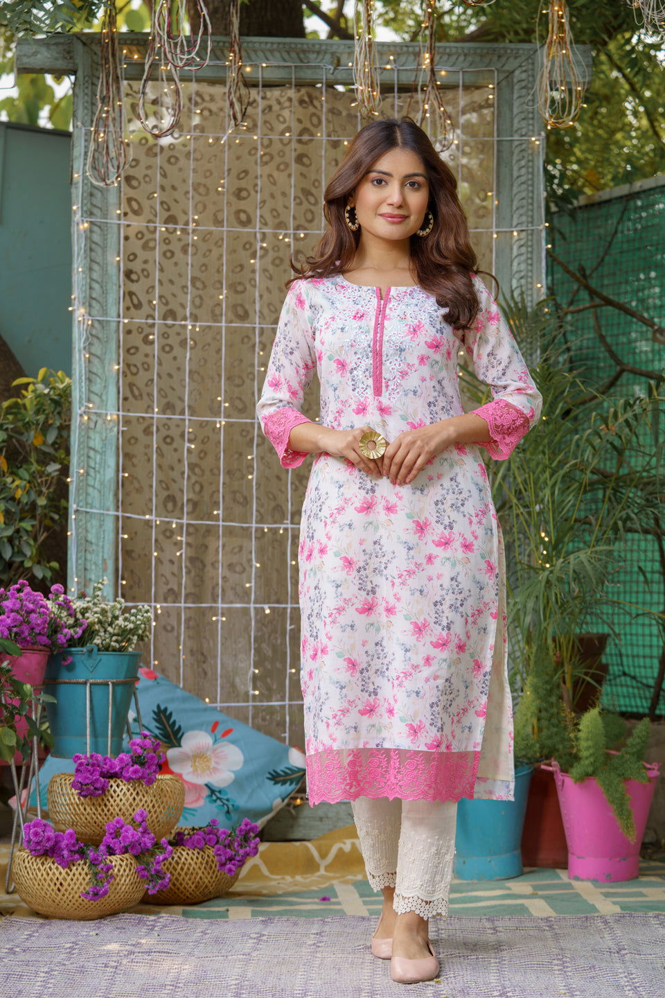 White Floral Printed Straight Kurta - Buy Best Ethnic Wear for Women & Girls | Daily Woman - 