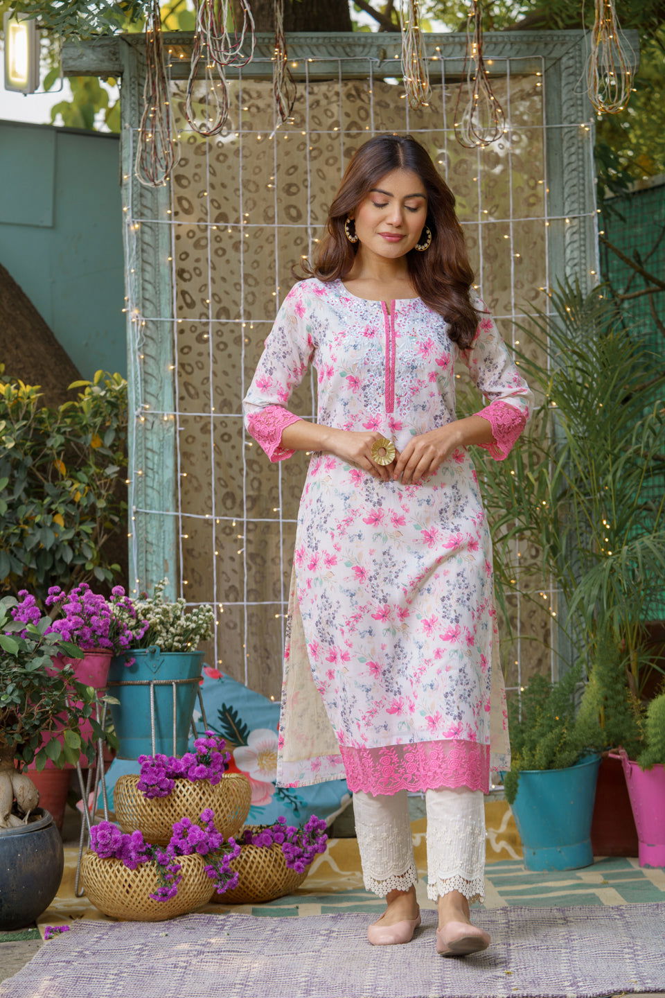White Floral Printed Straight Kurta - Buy Best Ethnic Wear for Women & Girls | Daily Woman - 