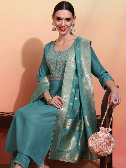 Women Embroidered Regular Kurta with Trousers & With Dupatta - Buy Best Ethnic Wear for Women & Girls | Daily Woman - 
