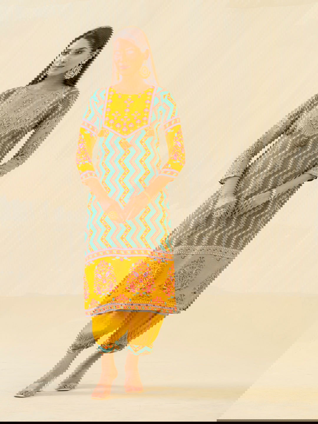 Yellow Chevron Printed Beads and Stones Straight Kurta With Salwar - Buy Best Ethnic Wear for Women & Girls | Daily Woman - 