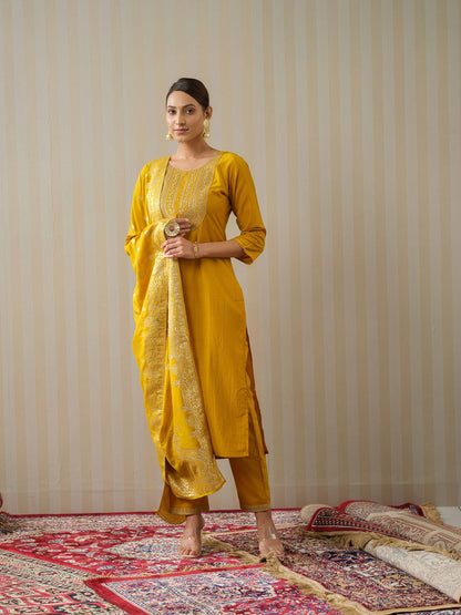 Yellow Ethnic Motifs Straight Kurta & Trousers With Dupatta - Buy Best Ethnic Wear for Women & Girls | Daily Woman - 