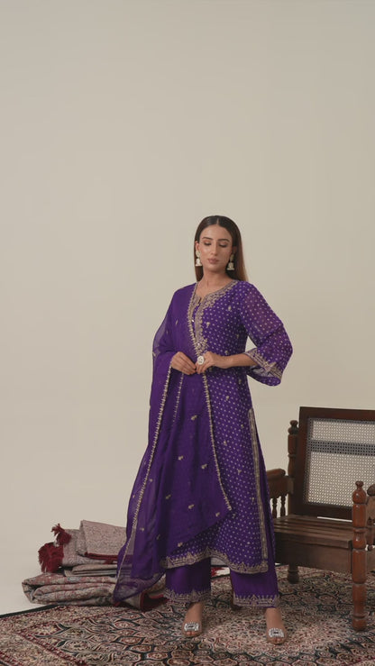 Poly Organza Purple Color Floral Embroidered Organza Straight Kurta With Trousers & Dupatta