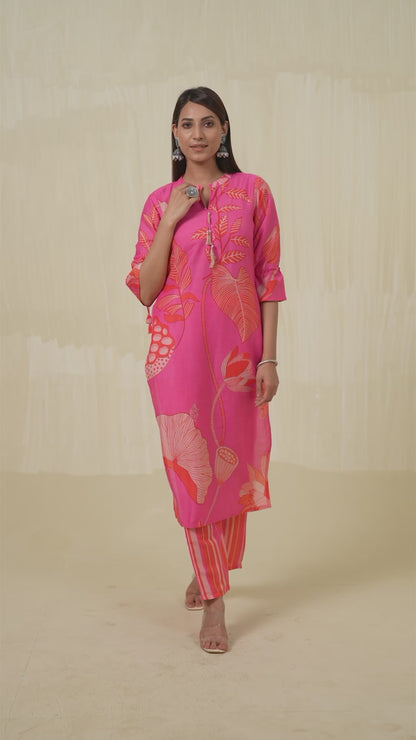 Pink Floral Printed Straight Kurta and Trousers